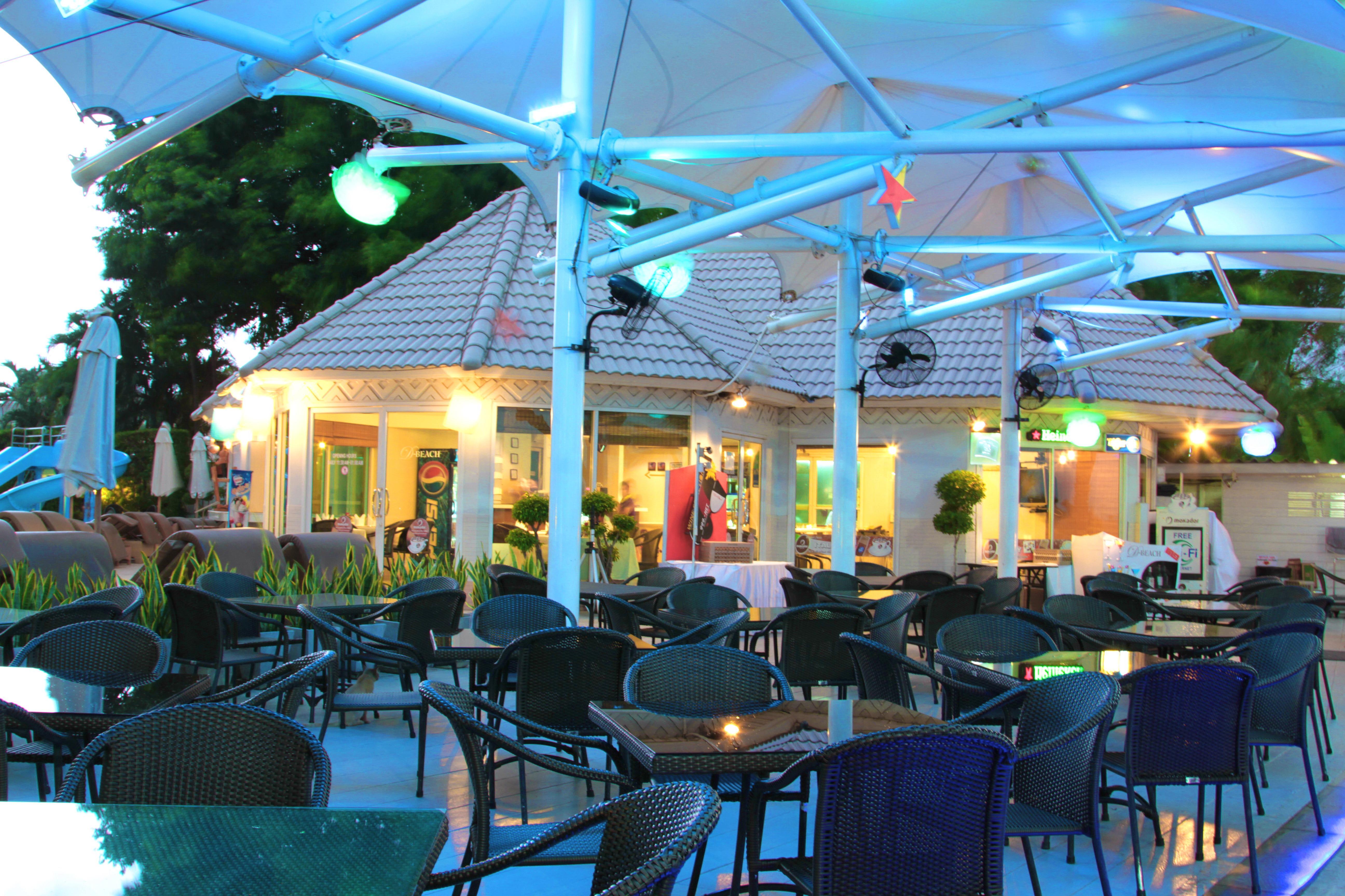 Pattaya Discovery Beach Hotel - Sha Extra Plus Bagian luar foto